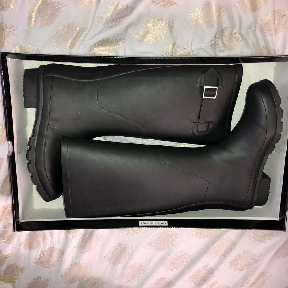 Rain boots
